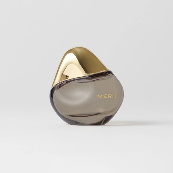 Merit Perfume - Picture 3 of 5